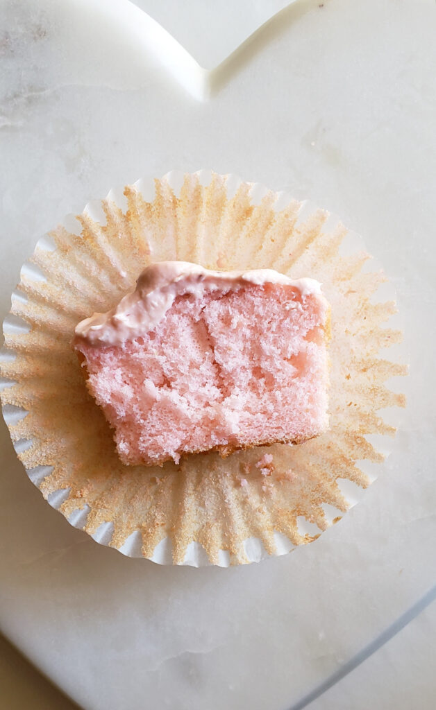 pink moist champagne cupcake recipe