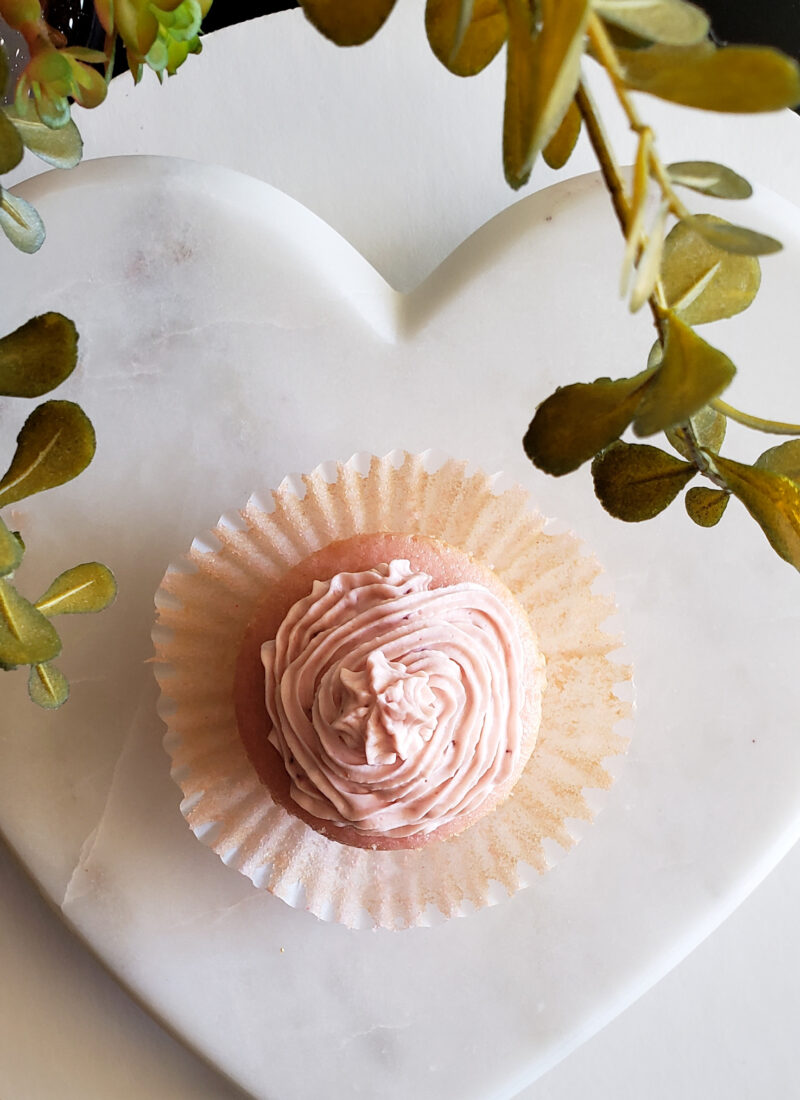 Moist pink champagne cupcakes recipe